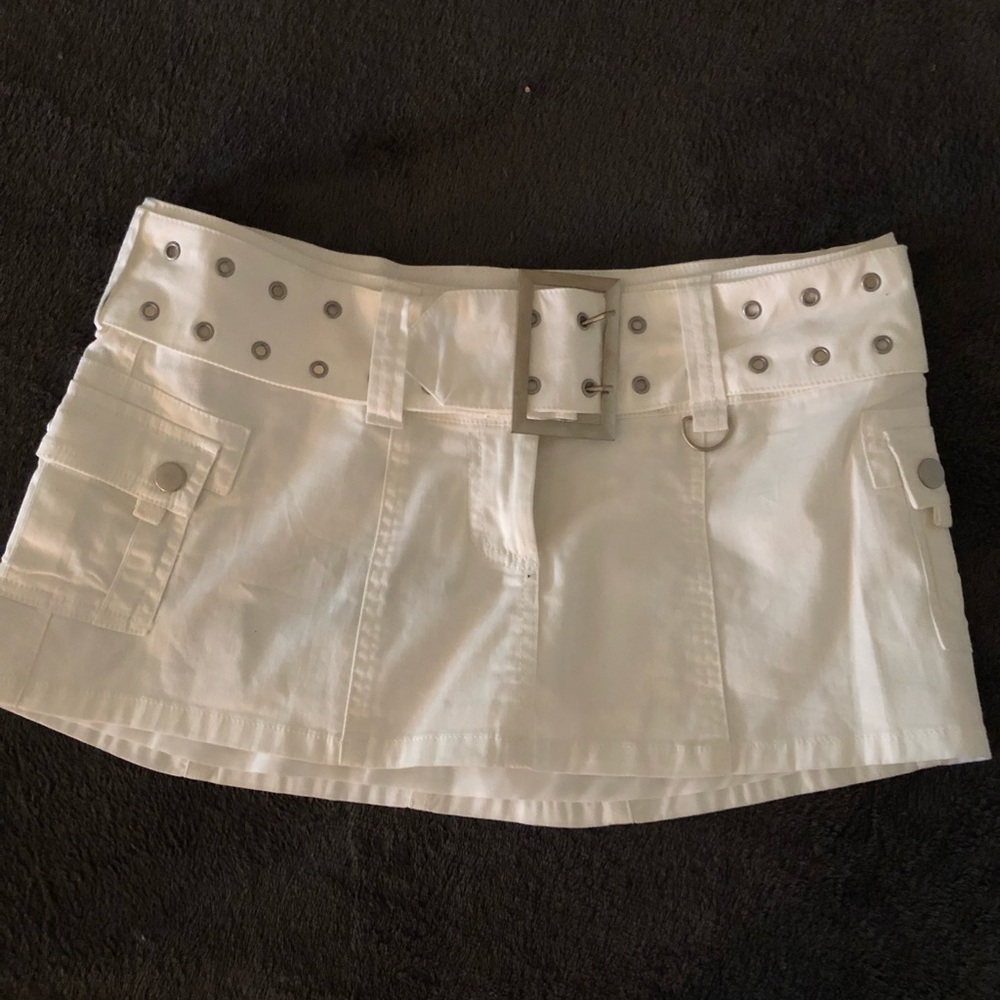 I am Gia skirt